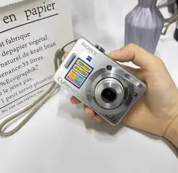 拍照嘎嘎好看的ccd